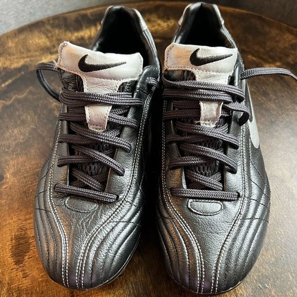 Women's Nike Tiempo Zoom Air Legend FG Cleats - Picture 2 of 11